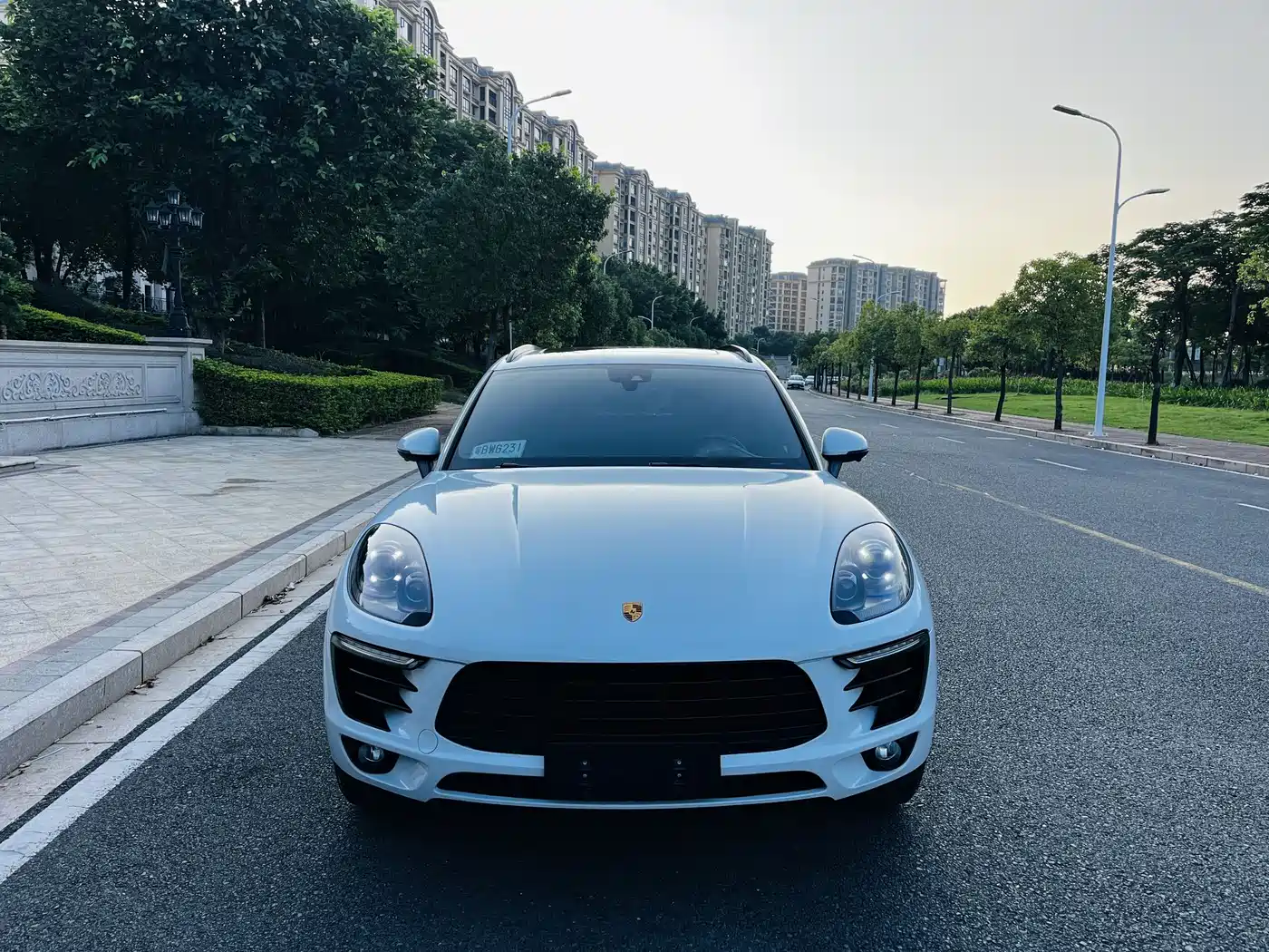 Porsche Macan 2017 Macan 2.0T фото 2