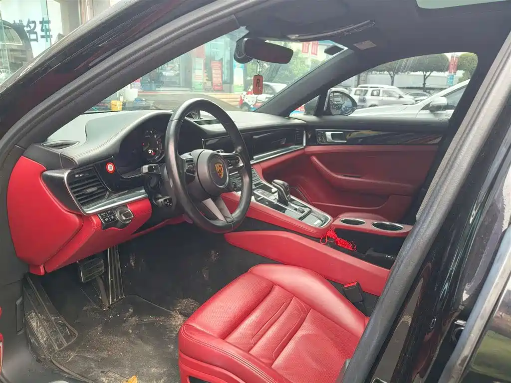 PORSCHE PANAMERA NEW ENERGY