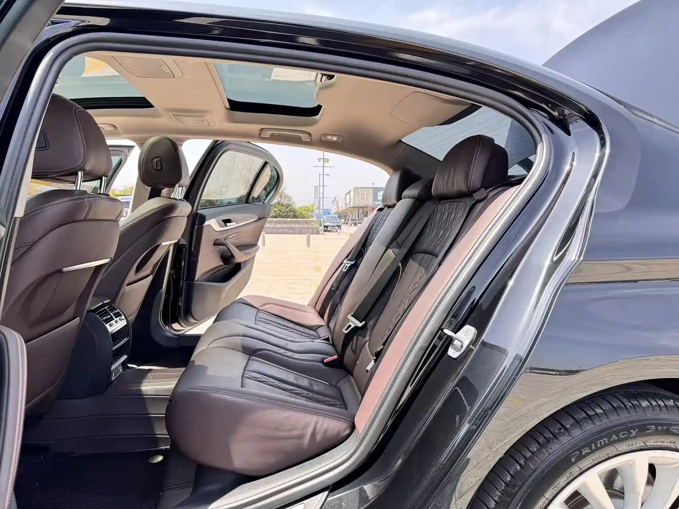 BMW 5 Series 2019 530Li Leading Luxury Package фото 16