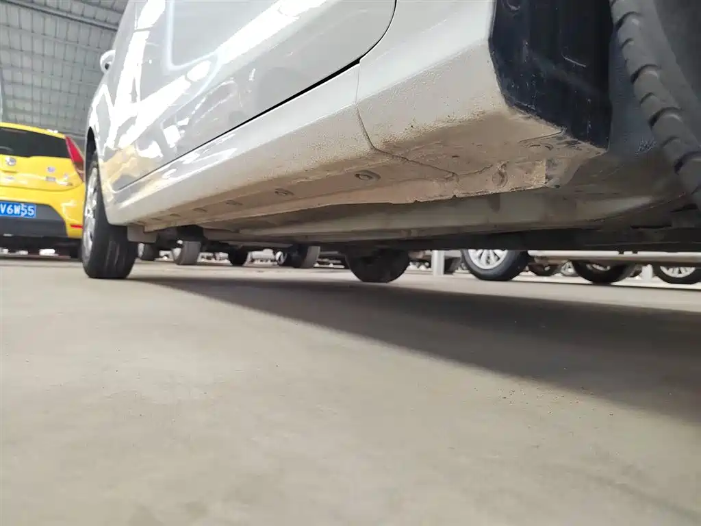 Hyundai Verna 2020 1.4L Manual GL Renewal Edition фото 21