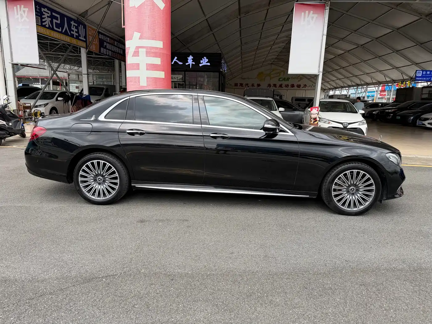 Mercedes-Benz E-Class 2017 E 200 L 4MATIC фото 14