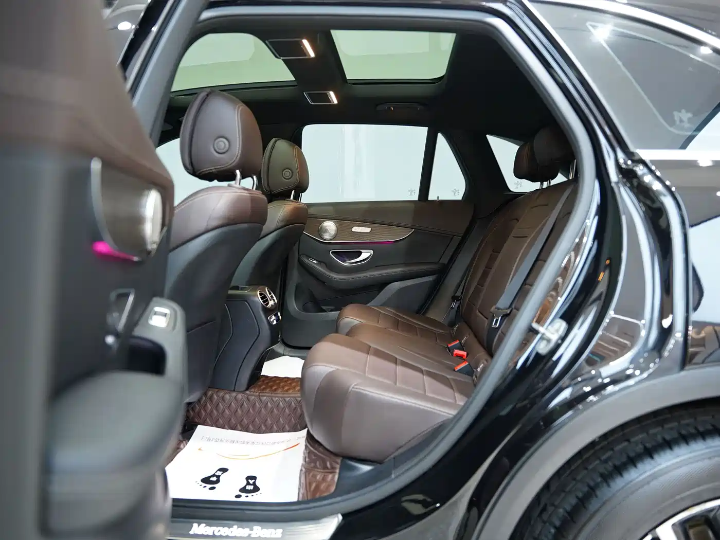 Mercedes-Benz GLC 2022 Facelift II GLC 260 L 4MATIC Luxury фото 14