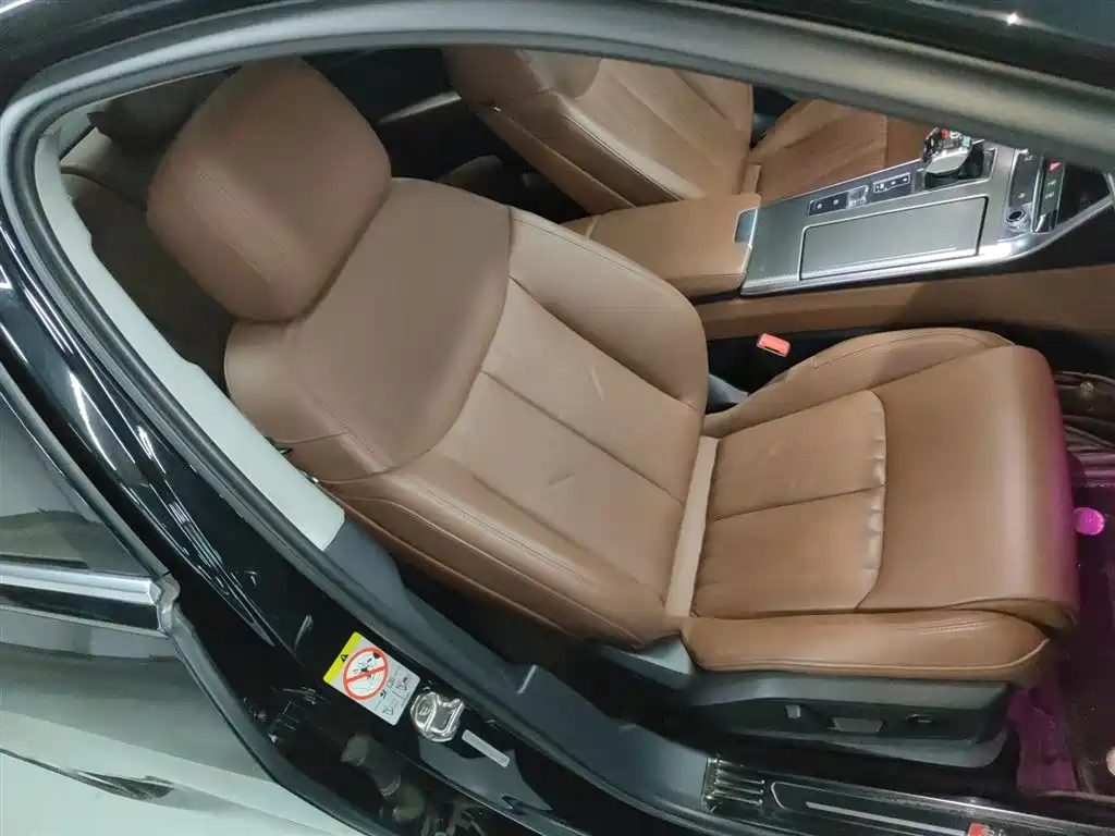 Audi A6L 2019 40 TFSI Luxury Elegance фото 25
