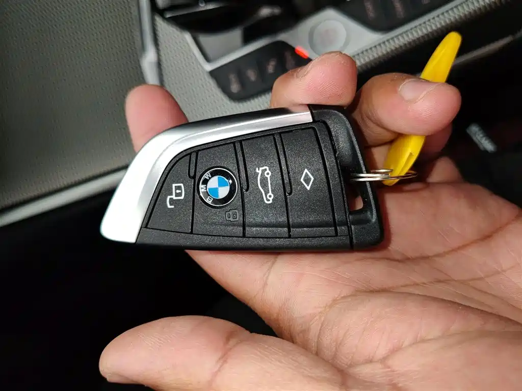 BMW 3 Series 2022 Facelift 325Li M Sport Shadow Edition фото 9