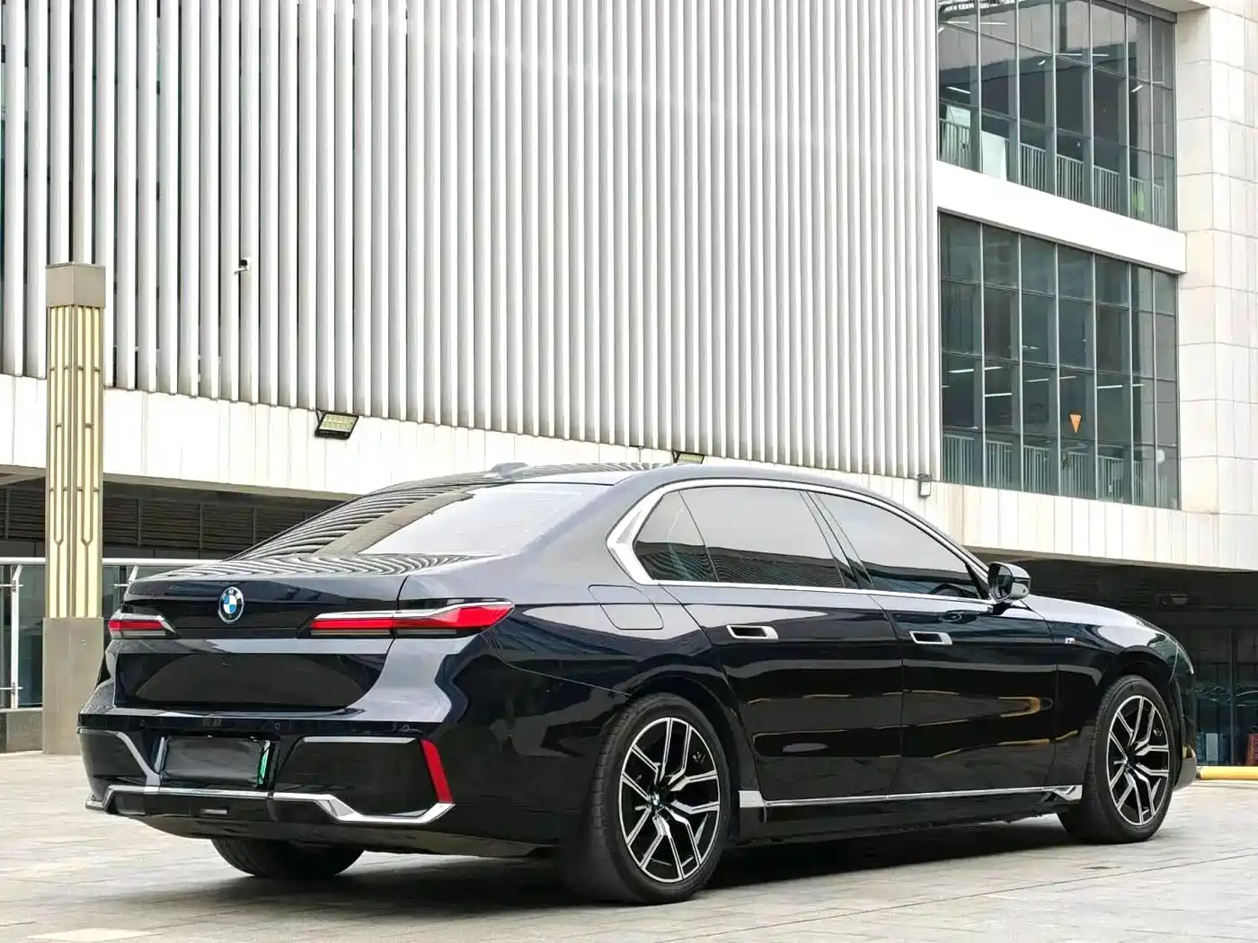 BMW i7 2024 2023 eDrive50L Leading M Sport Package