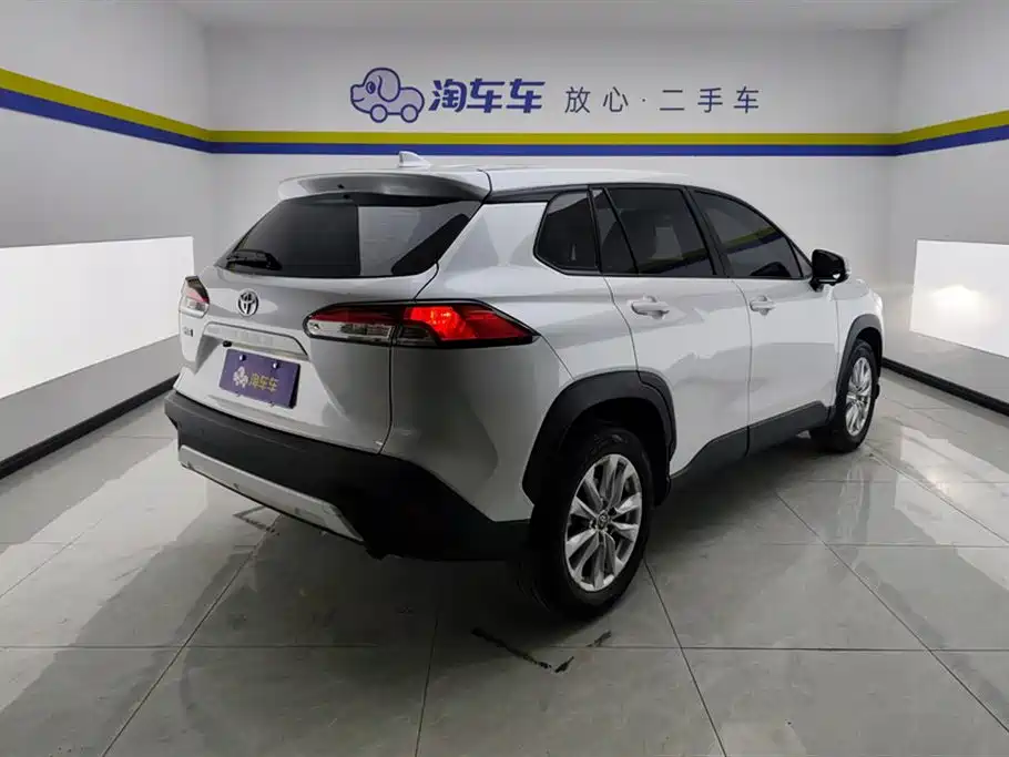 Toyota Corolla Cross 2023 2.0L Pioneer Edition фото 3