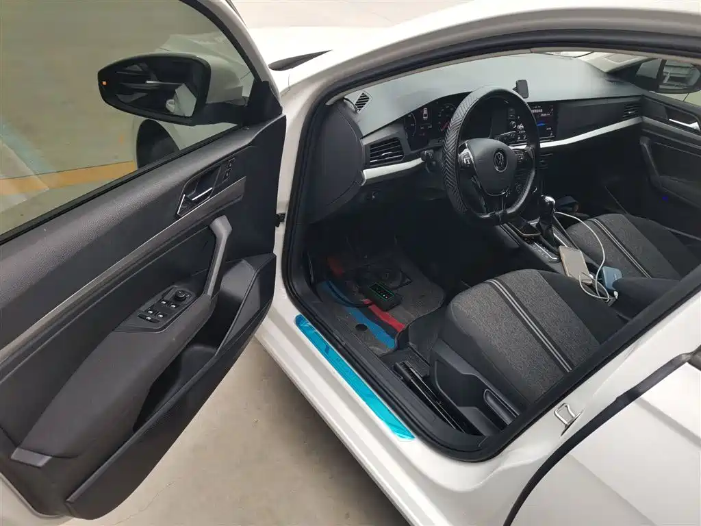 VOLKSWAGEN Lavida Pure Electric