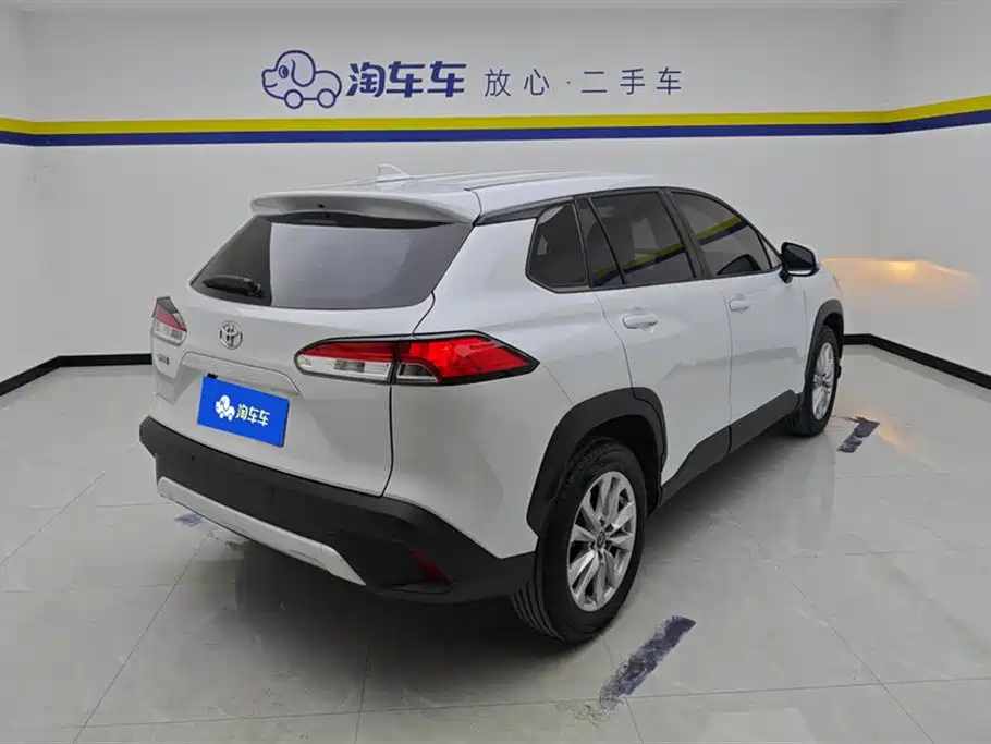 Toyota Corolla Cross 2024 Model 2.0L Pioneer Edition фото 3