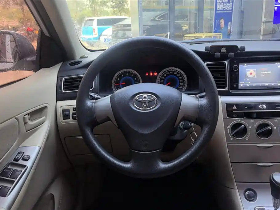 Toyota Corolla 2013 1.6L Automatic Excellence Edition фото 15