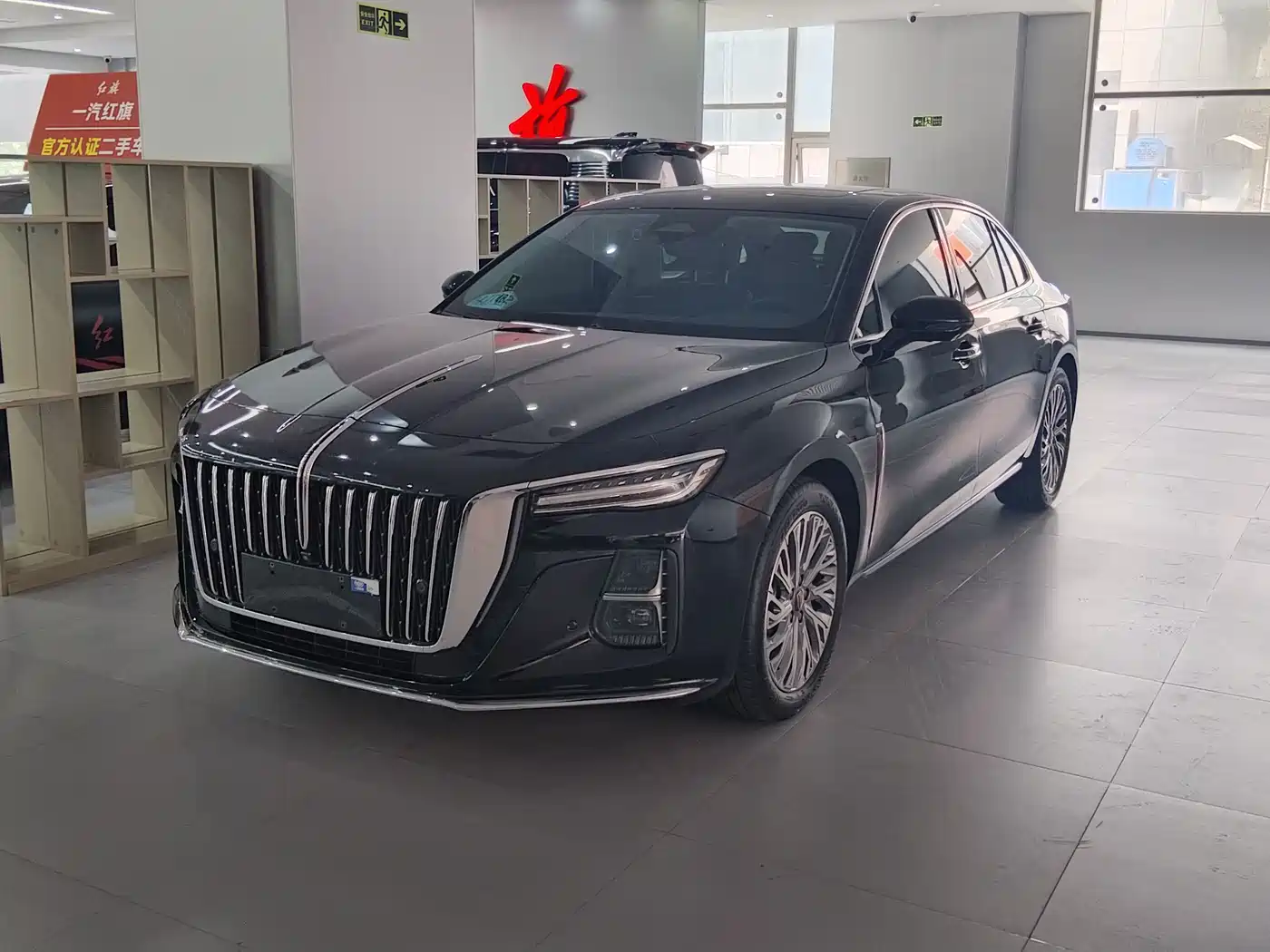 Hongqi H5 2023 2.0T Auto Smart Connect Flag Comfort