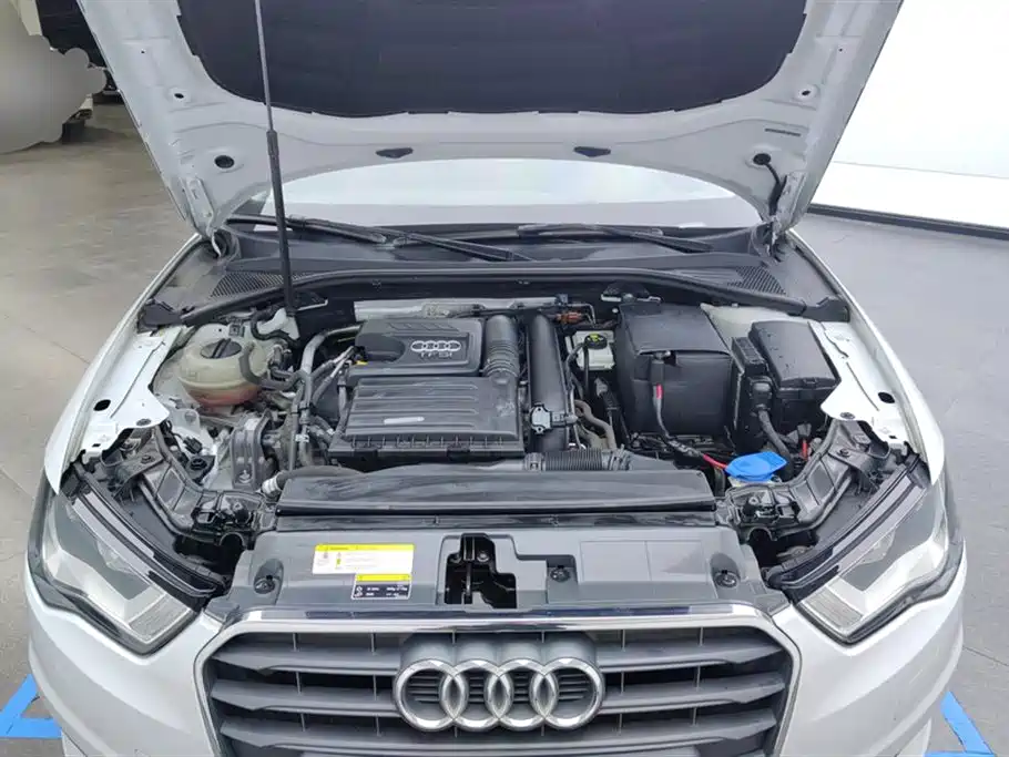 Audi A3 2016 Limousine 35 TFSI Progressive фото 10