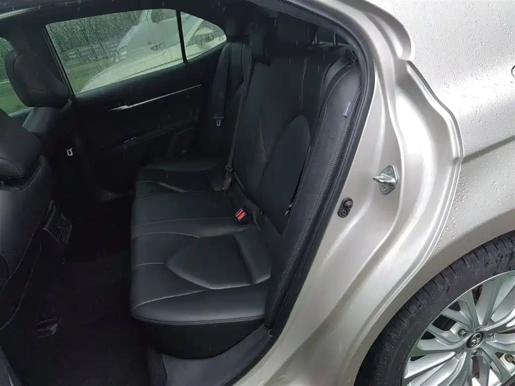 Toyota Camry 2019 2.5G Luxury Edition China VI фото 13