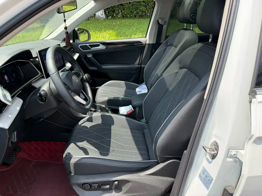 Volkswagen Tiguan L 2025 2025 Model 300TSI Auto 2WD Dragon Edition