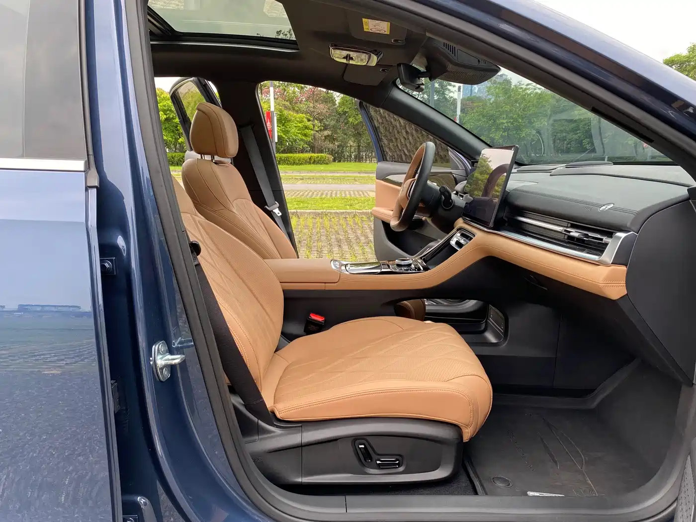 Geely Galaxy Galaxy A7 2025 EM-i фото 10