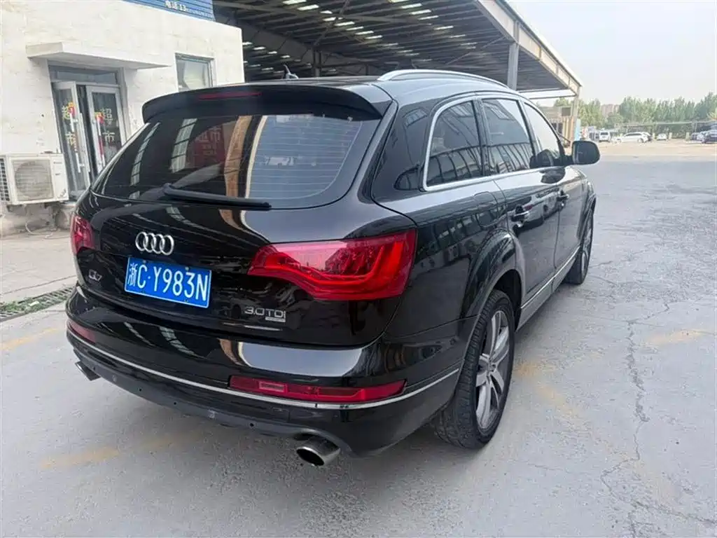 Audi Q7 2010 3.0 TDI quattro Leading Model фото 7