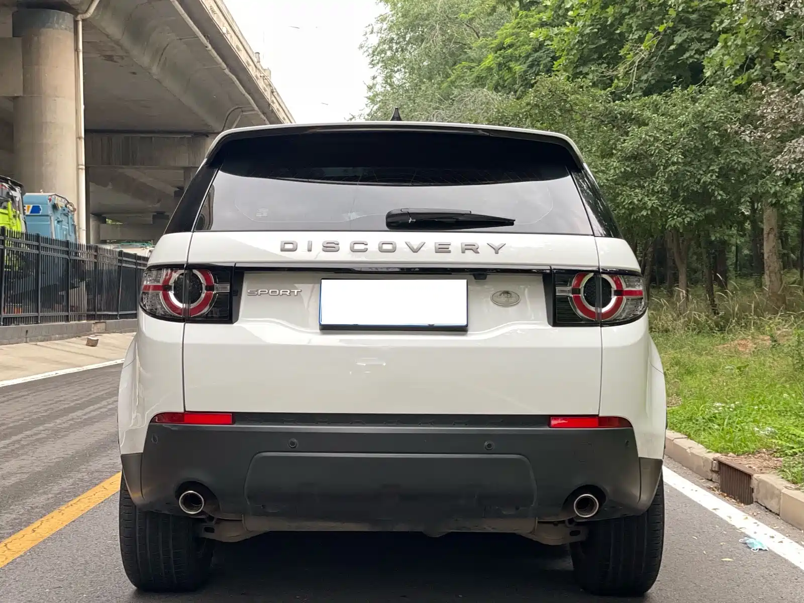 صورة 4 - Land Rover Discovery Sport
