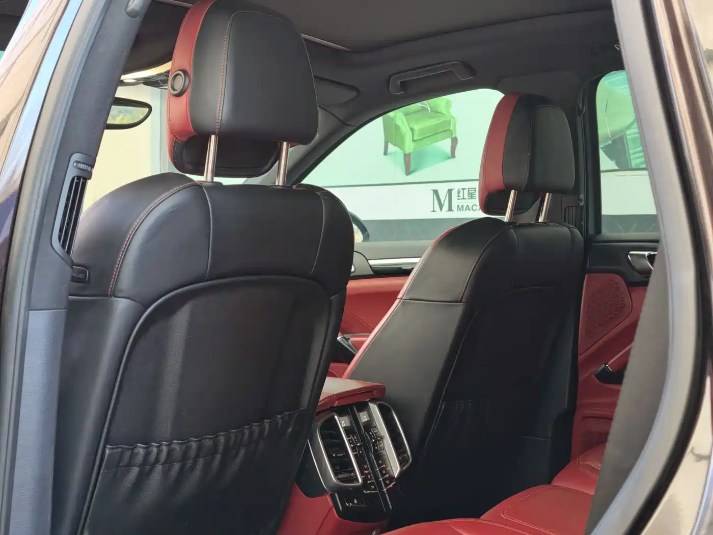 Porsche Cayenne 2014 Cayenne Platinum Edition 3.0T фото 16