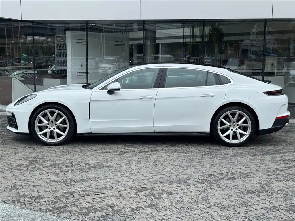 Porsche Panamera 2024 Panamera 4 Executive Long Wheelbase 2.9T фото 2