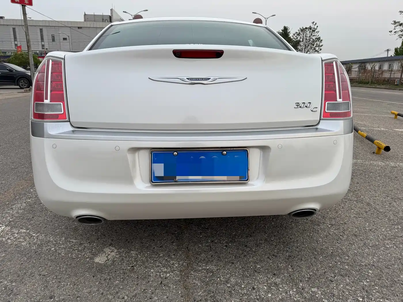 Chrysler 300C (Import) 2014 3.0L Excellence Edition фото 4