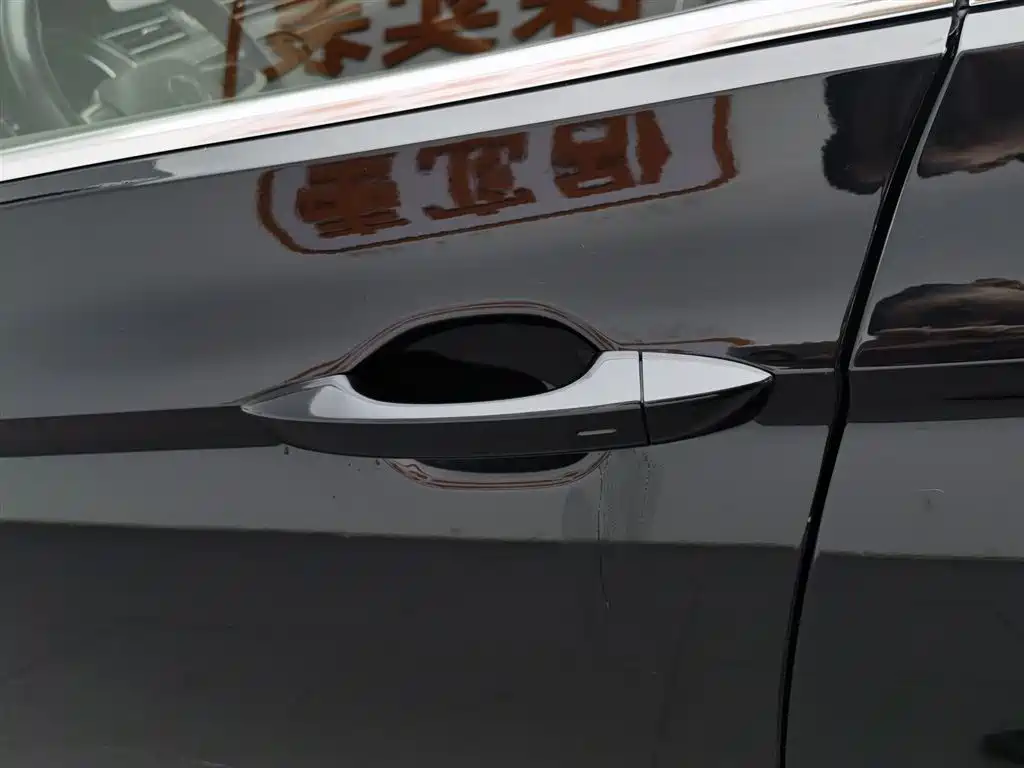 Volkswagen Magotan 2020 330TSI DSG Leading фото 18