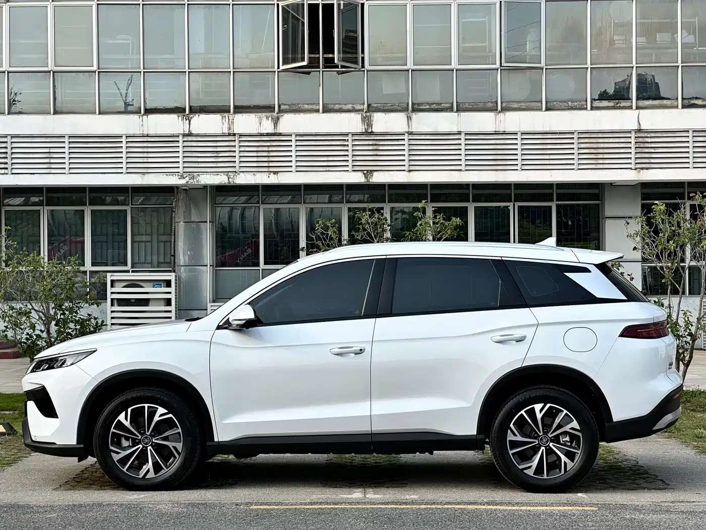 BYD Song Pro New Energy 2025 2nd Gen DM-i 75KM Leading Type фото 13