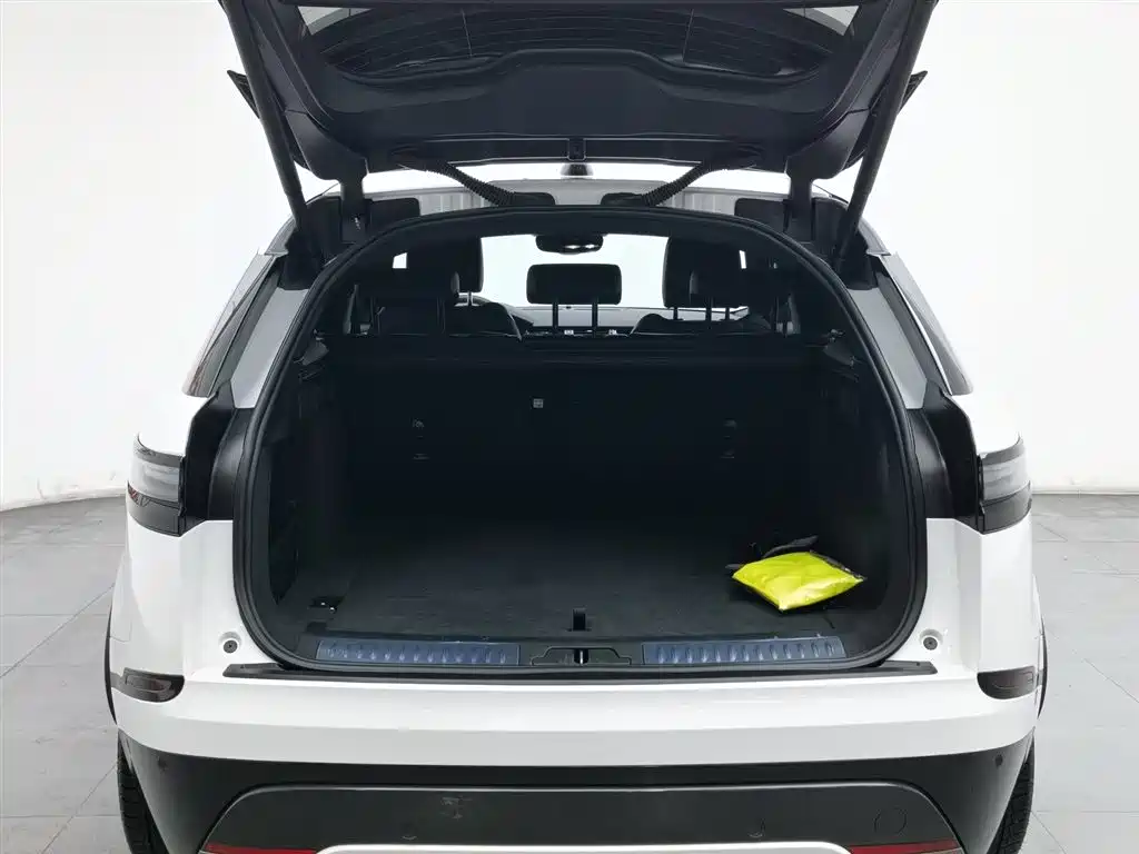 Land Rover Range Rover Velar 2025 Dynamic HSE фото 16