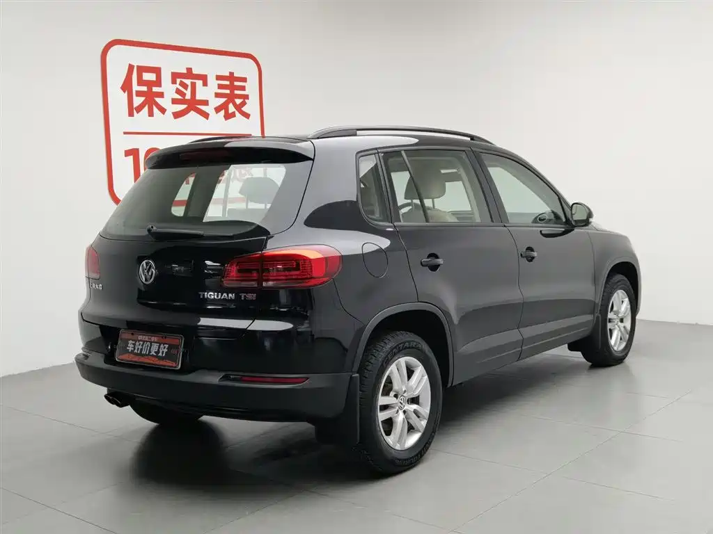 Volkswagen Tiguan 2015 1.8TSI Automatic 2WD Trendline фото 2