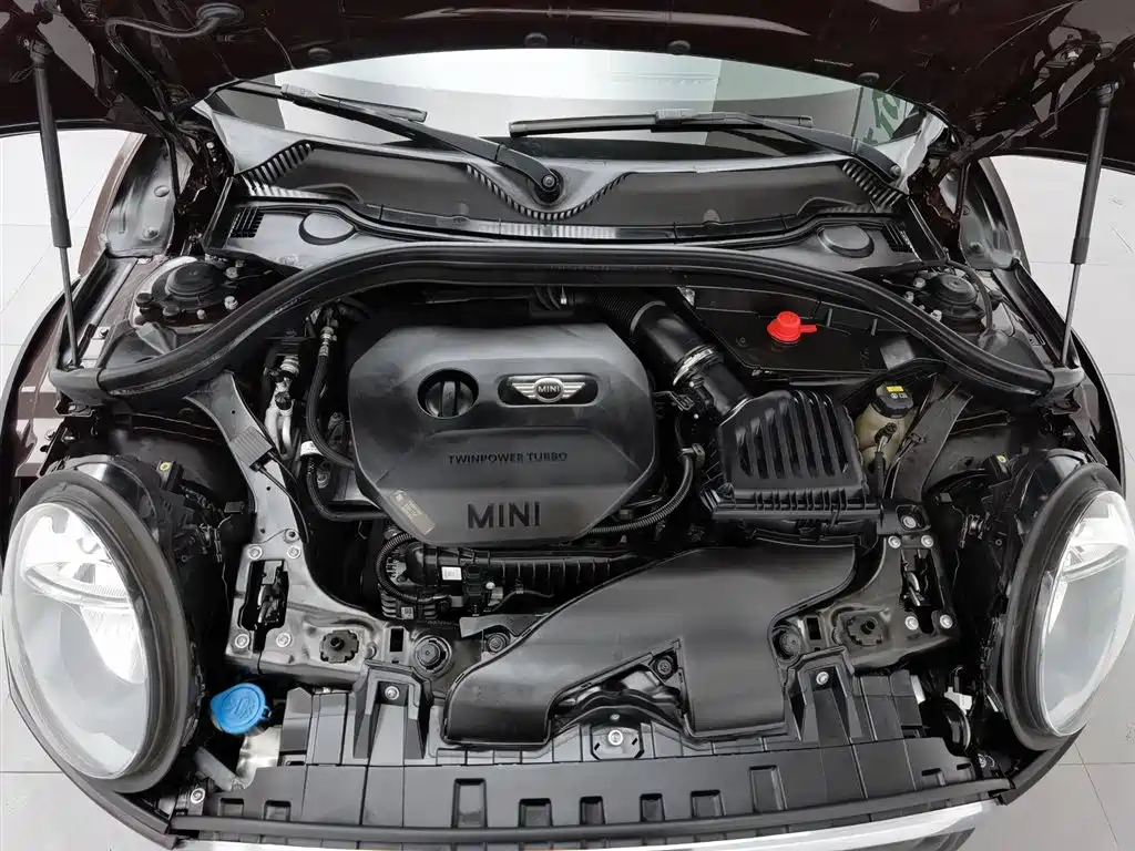 MINI CLUBMAN 2016 Facelift 1.5T COOPER фото 6