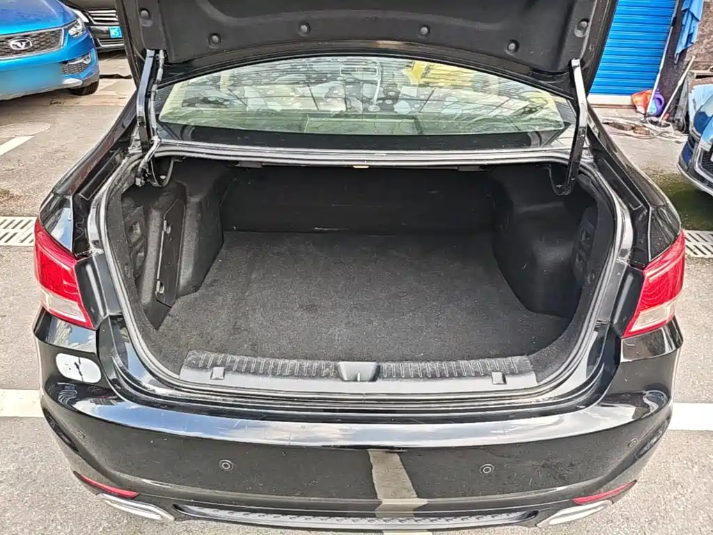 Haima Familia 2015 2014 M5 1.6L Automatic Elite