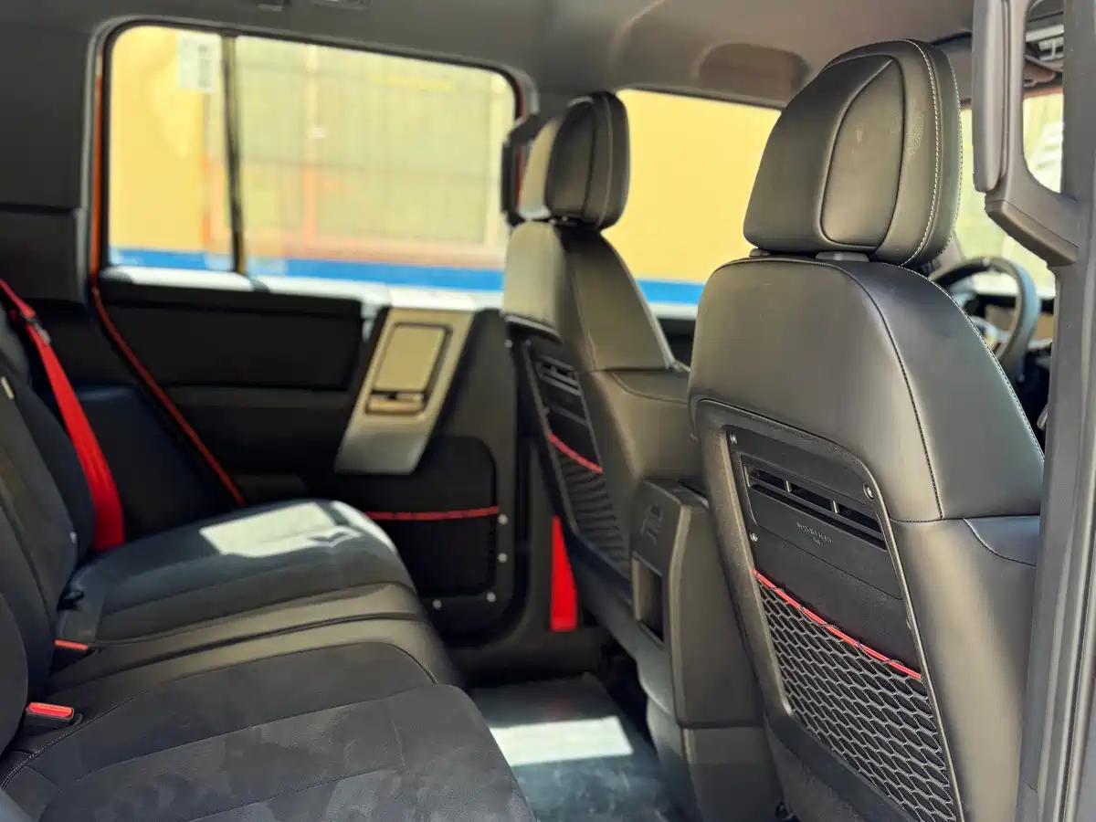 Photo 6 - iCAR V23