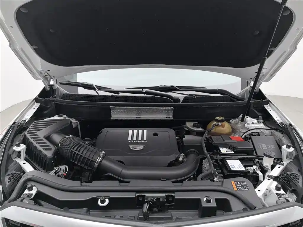 Cadillac XT5 2020 Facelift 28T Luxury Model фото 6