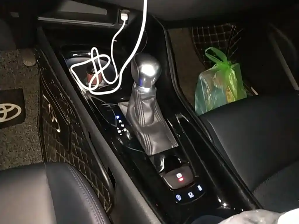 Toyota C-HR 2020 2020 Model 2.0L Luxury