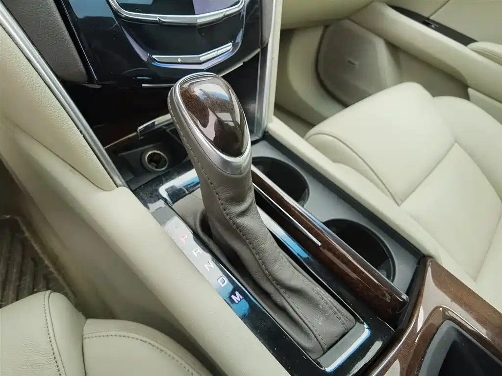Cadillac XTS 2017 28T Elite фото 13