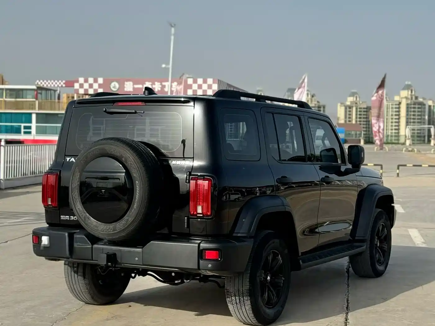 Tank 300 2023 Off-Road Edition 2.0T Conqueror фото 6