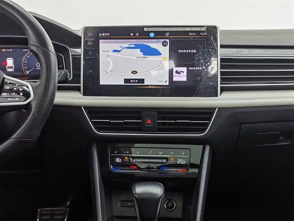 Volkswagen Tiguan L 2023 330TSI Auto 2WD R-Line Premium Edition фото 12