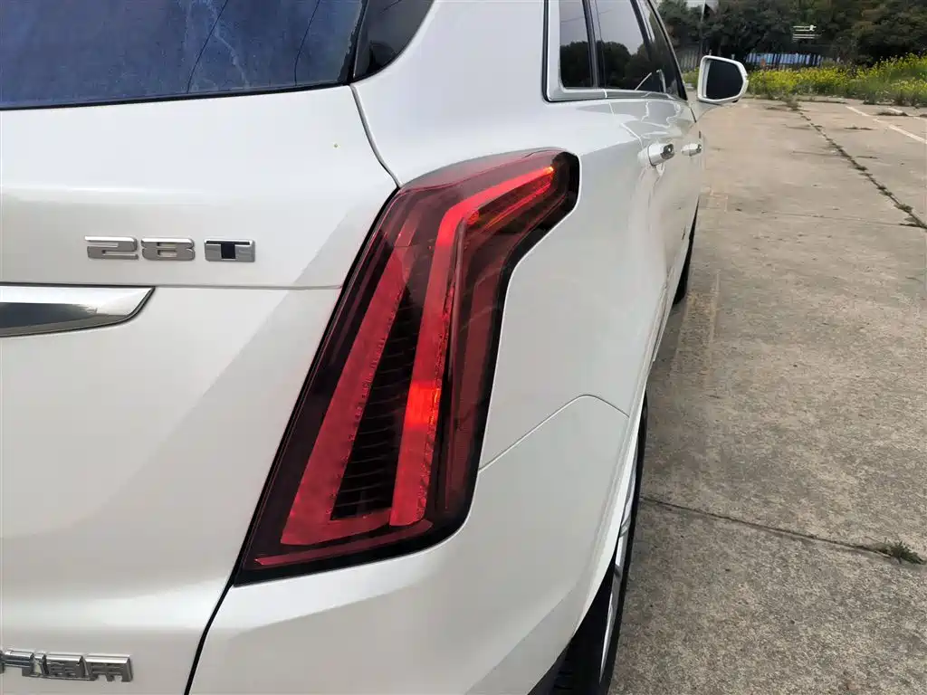 Cadillac XT5 2020 28T Luxury Model фото 8