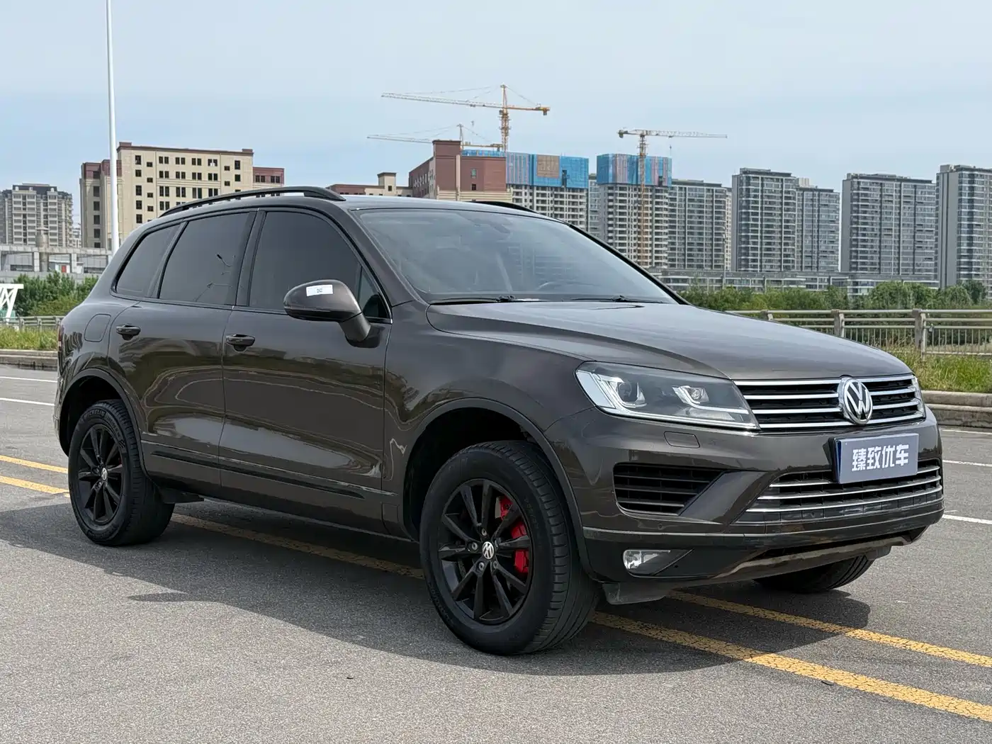 Volkswagen Touareg 2016 3.0TSI High Configuration фото 3