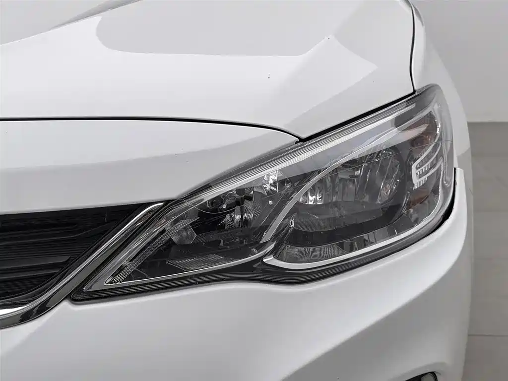 Chevrolet Cavalier 2019 320 Auto Sunroof Enjoyment Edition фото 7