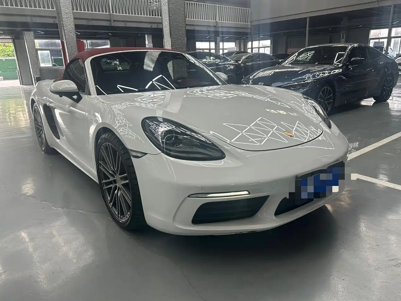 Porsche 718 2016 Boxster 2.0T фото 3