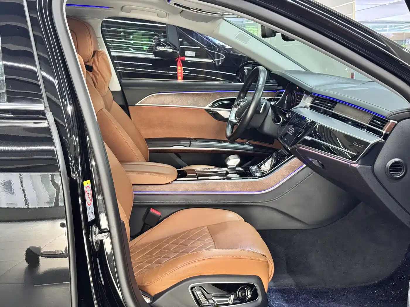 Audi A8 2023 A8L 50 TFSI quattro Premium фото 7