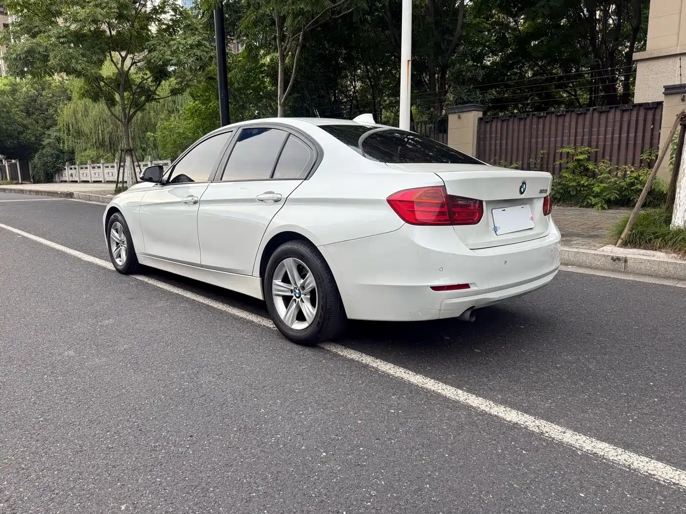 Фото 9 - BMW 3 Series