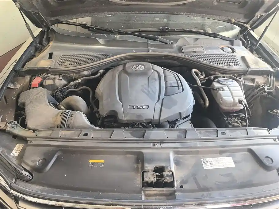 Volkswagen Phideon 2018 Facelift 380TSI FWD Business фото 10