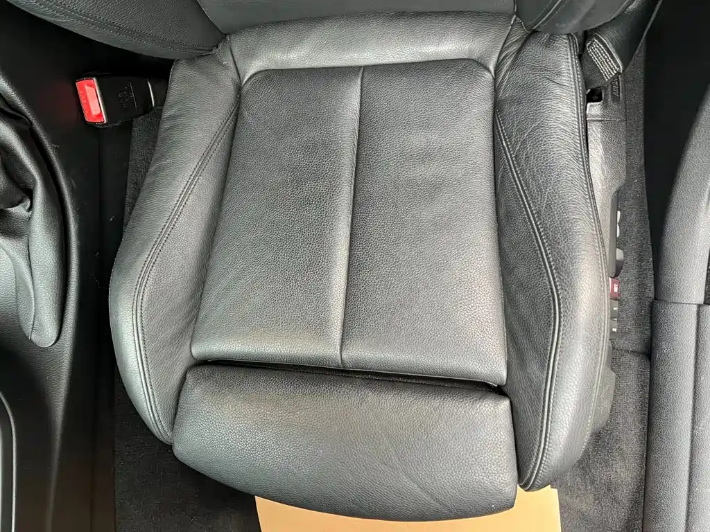 Photo 15 - BMW 4 Series