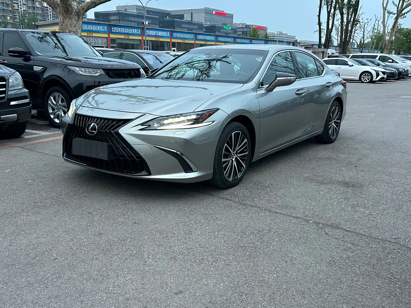 Lexus ES 2022 300h Ultimate Edition