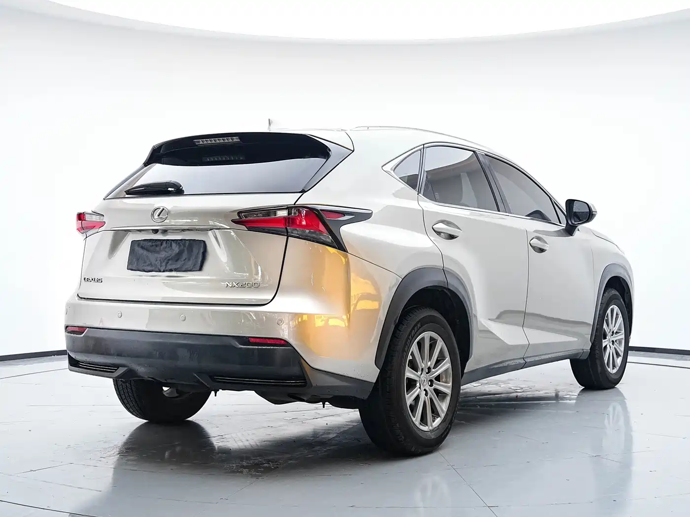 Фото 6 - Lexus NX
