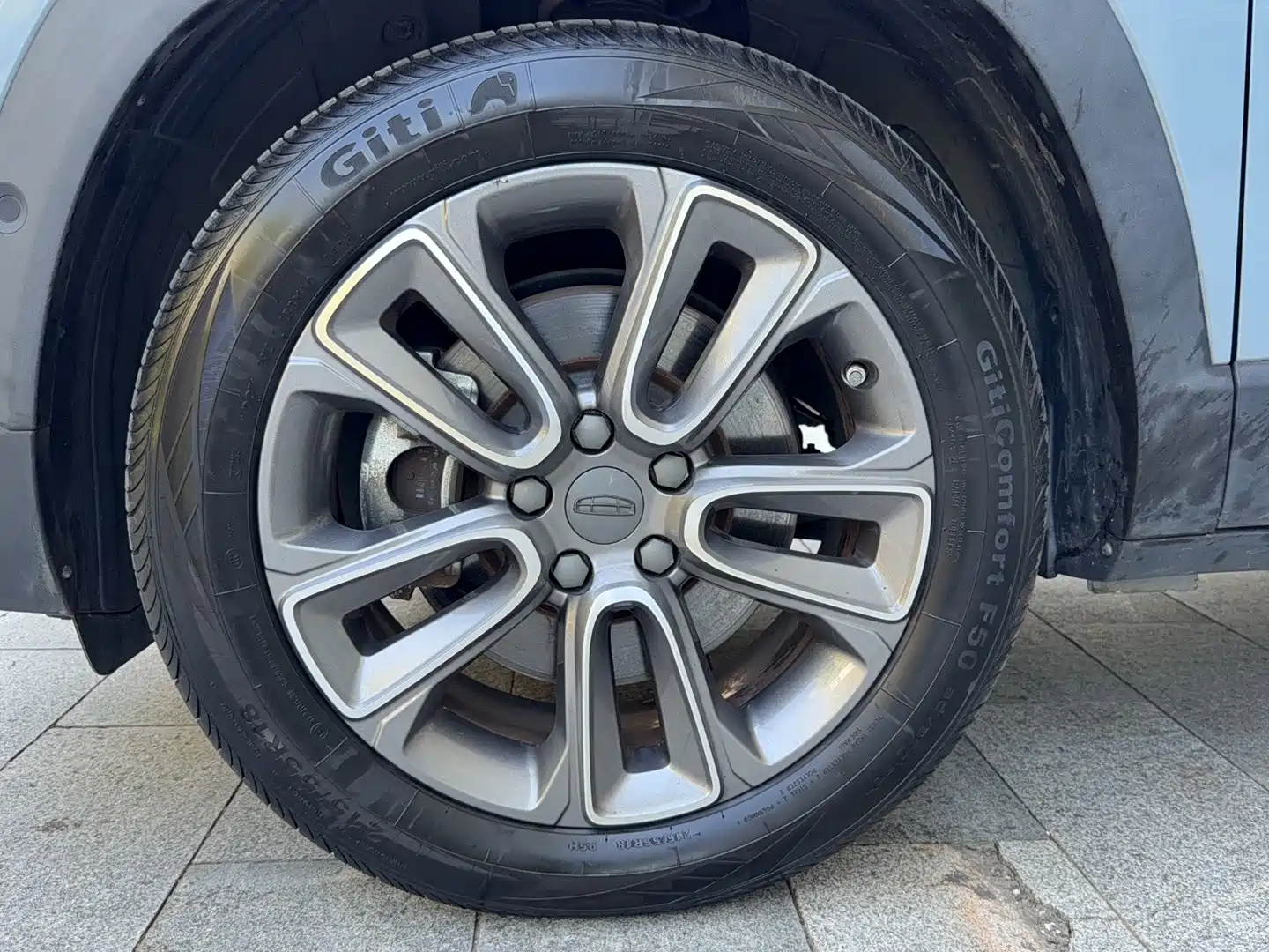 Фото 22 - Geely ICON