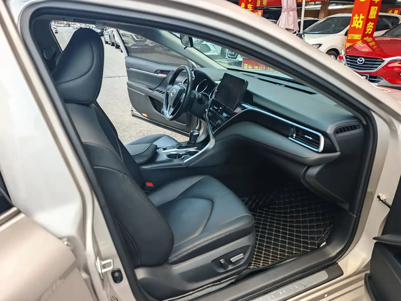 Toyota Camry 2021 2.0G Luxury Edition фото 9