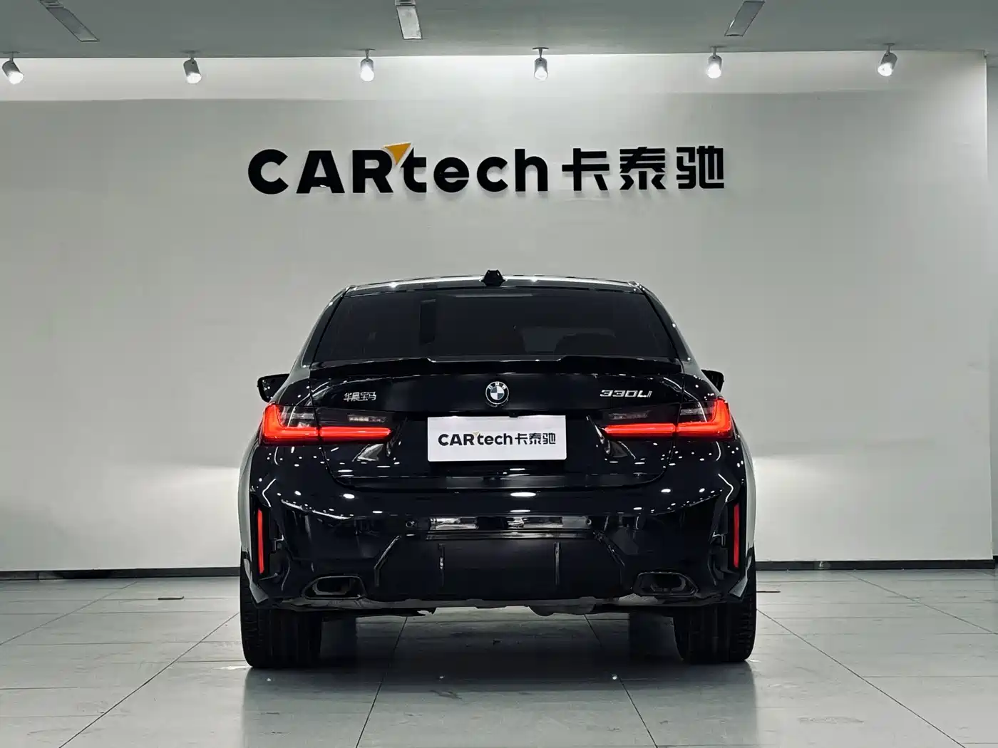 BMW 3 Series 2025 330Li M Sport Night Edition фото 6