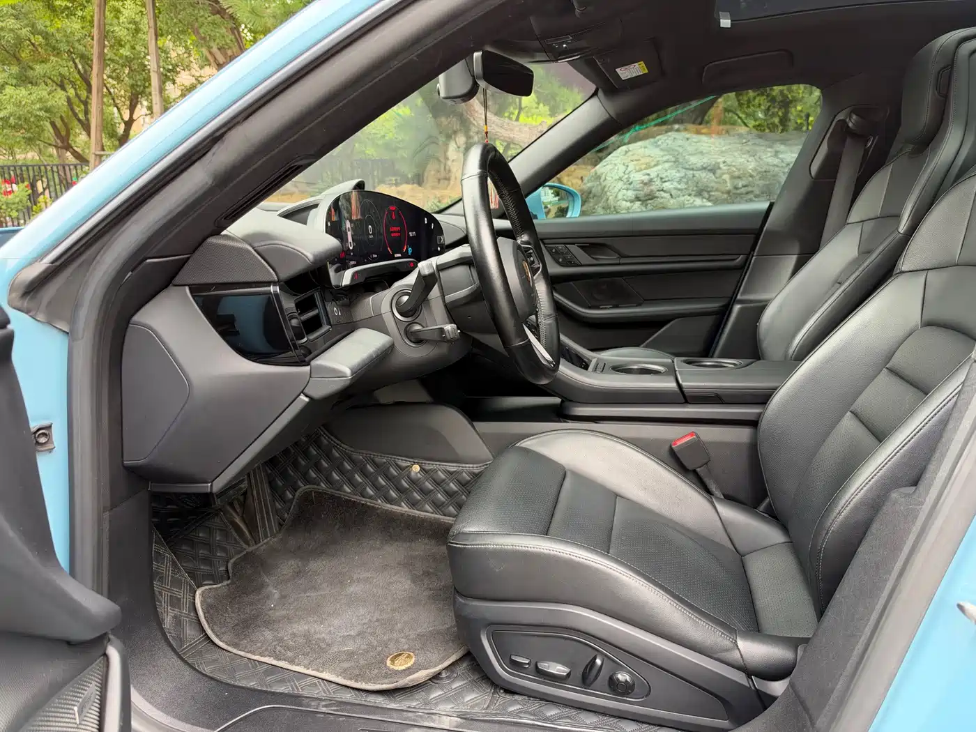Porsche Taycan 2021 2020 Taycan