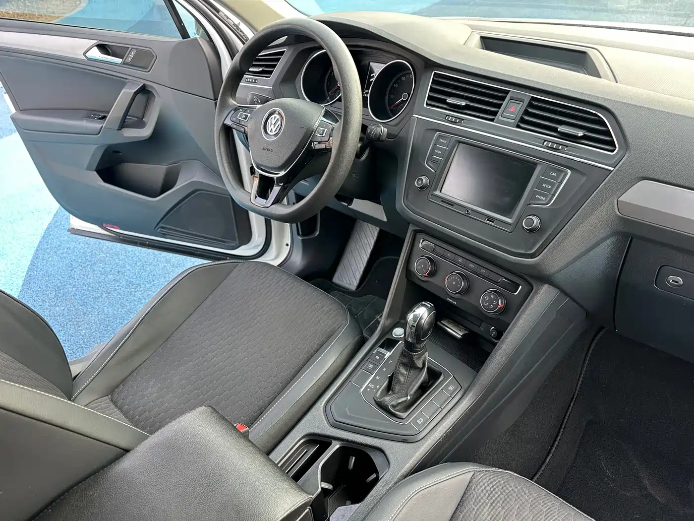 Volkswagen Tiguan L 2017 330TSI Automatic 2WD Trend Edition фото 7